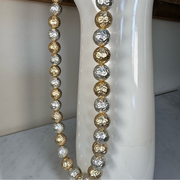 Vintage Silver & Gold Textured Shiny Round Beaded Necklace Lobster Clasp 24.5"L - Picture 4 of 7